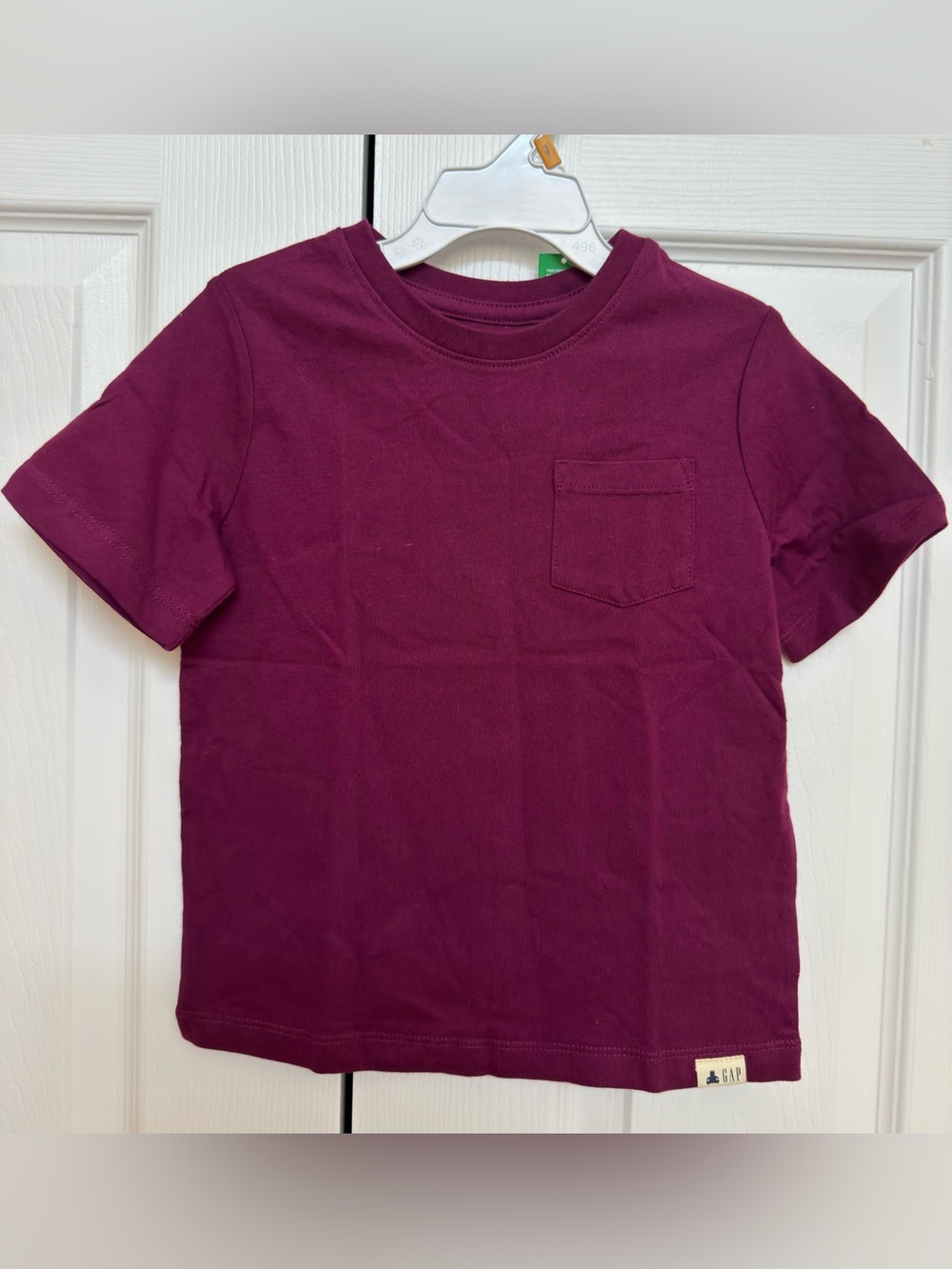 Brand new GAP Kids Short Sleeve Pocket T-Shirt size 5T